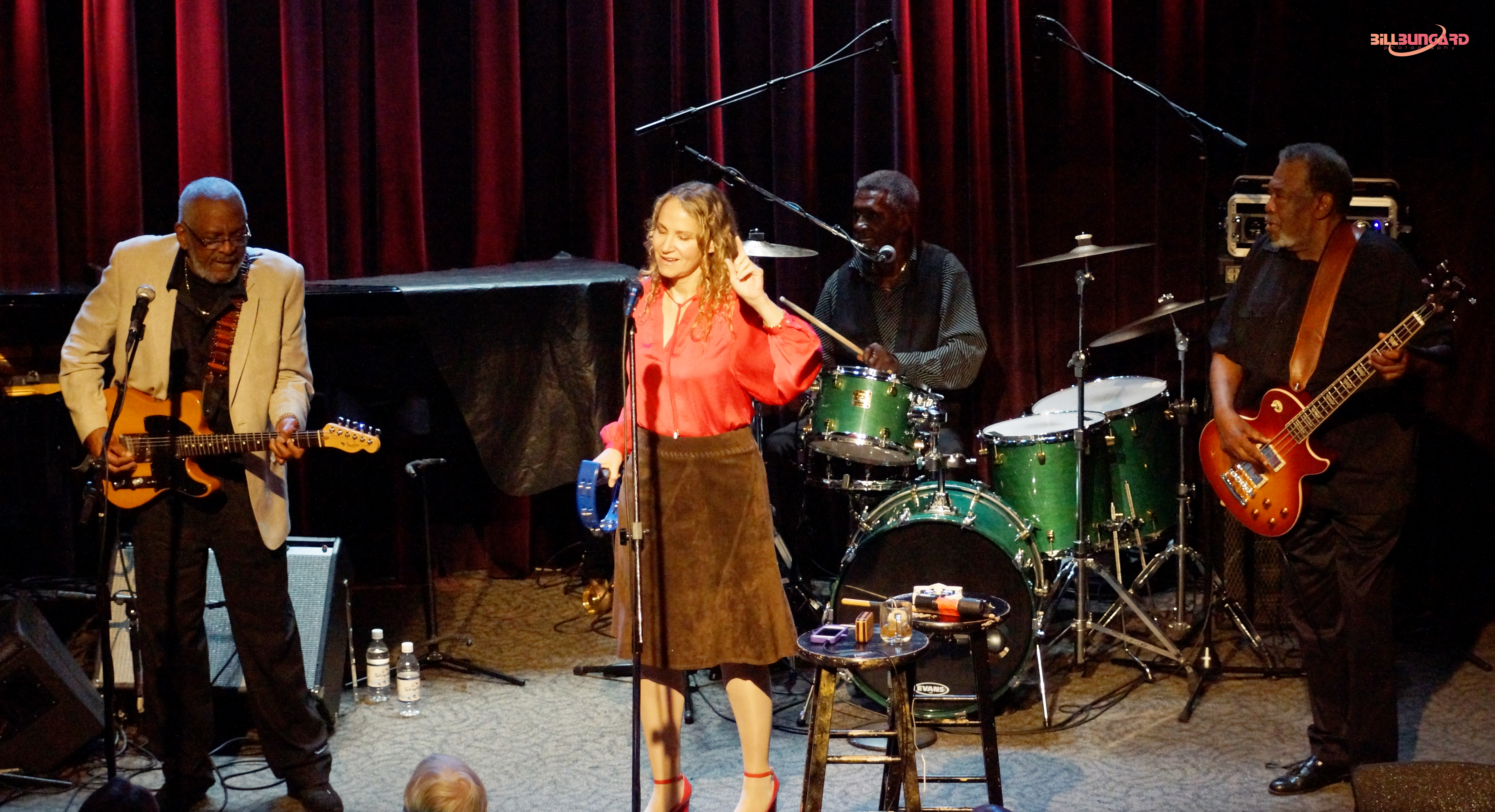 Joan Osborne and Holmes Brothers at Jazz Alley (Photo by Bill Bungard)
