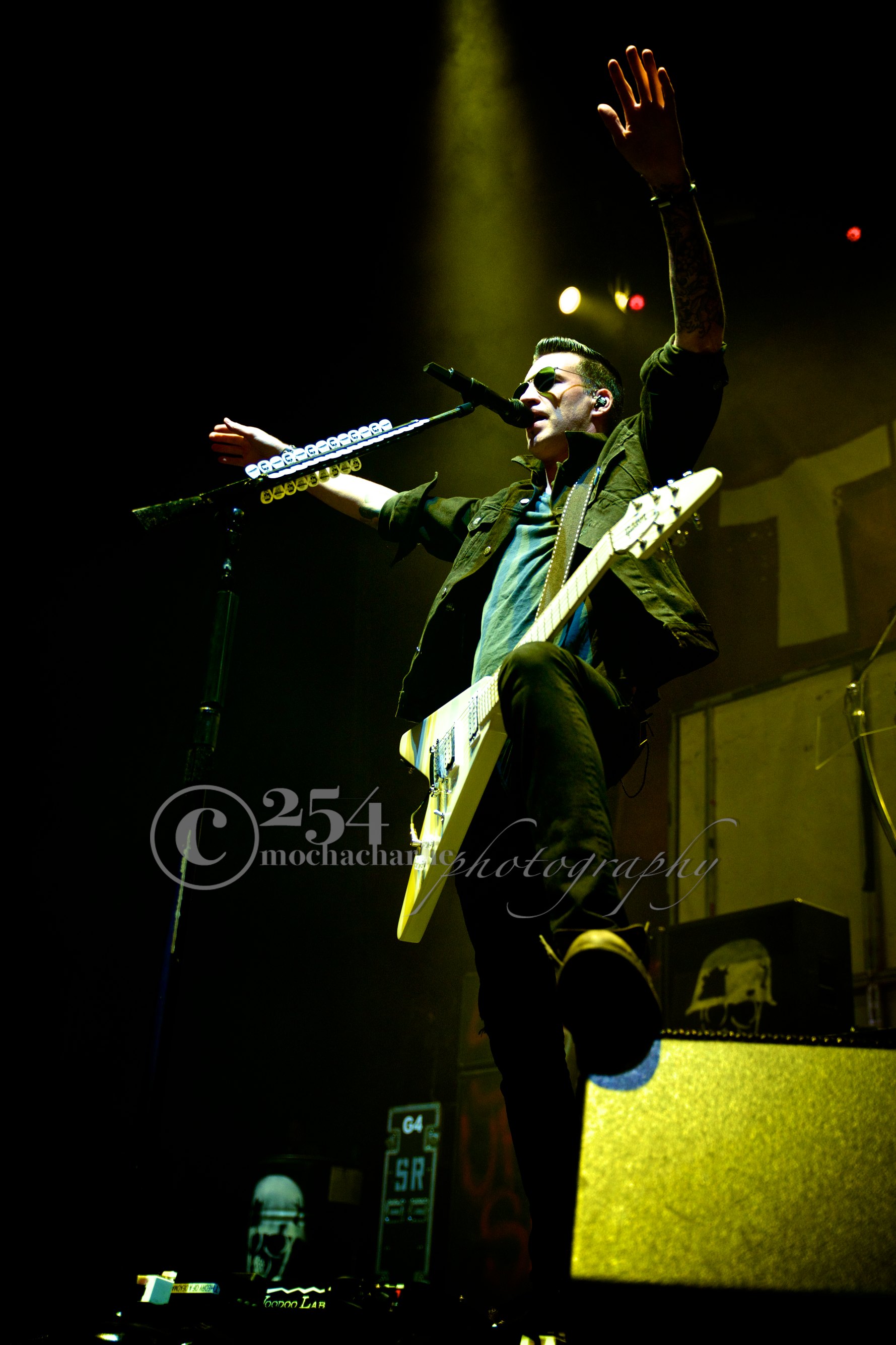 Theory of a Deadman at Uproar (Photo by Mocha Charlie)