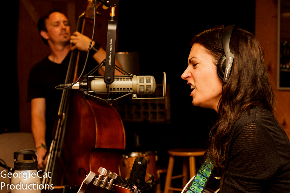 SMI Radio In Studio Session @ Critical Sun: Sarah Gerritsen (Photo by George Bentley)
