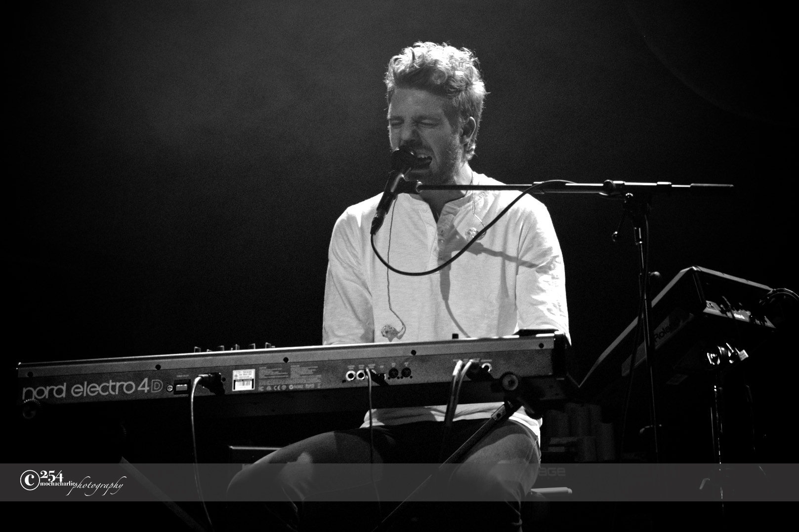 Andrew Belle at The Neptune Theatre (Photo by Mocha Charlie)